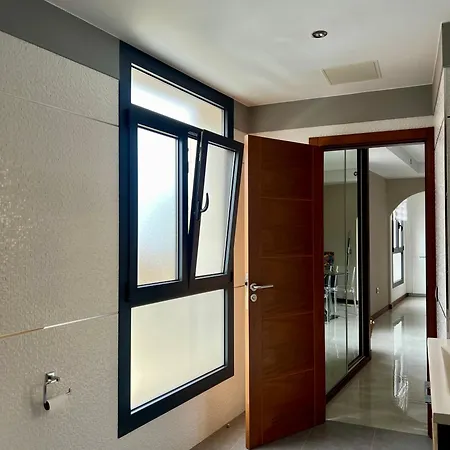 Appartement Detail *